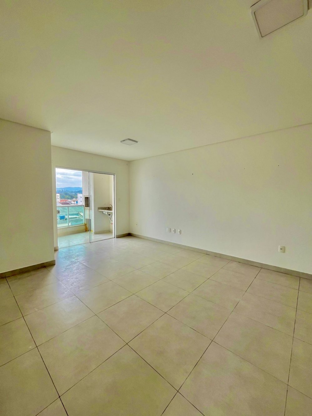 Apartamento - Venda - Areias - Camboriu - SC