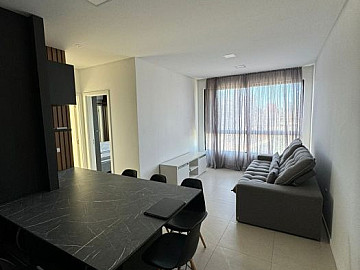 2 SU�TES A 5 MIN DE BC